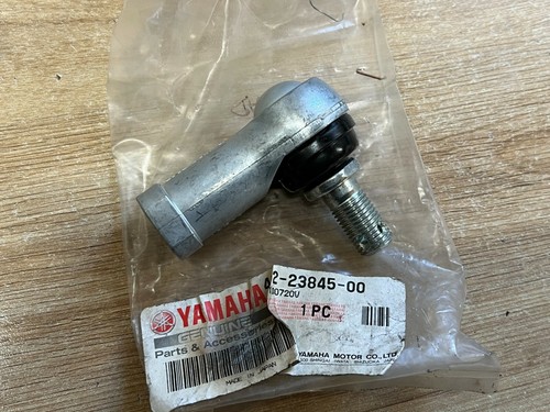 Une rotule direction - direction, yamaha
