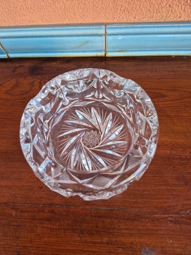 Coupe cendrier rond - coupe, tchèque