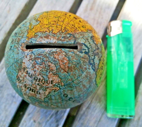 Ancienne tirelire mappemonde - ancienne,