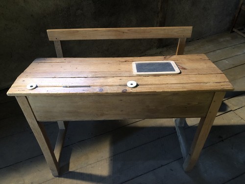 Ancien bureau écolier - en, bois
