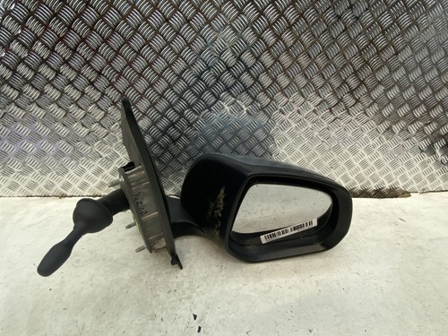2010 nissan pixo right - 2010,