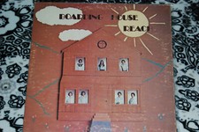 BOARDING HOUSE REACH S/T SELF
