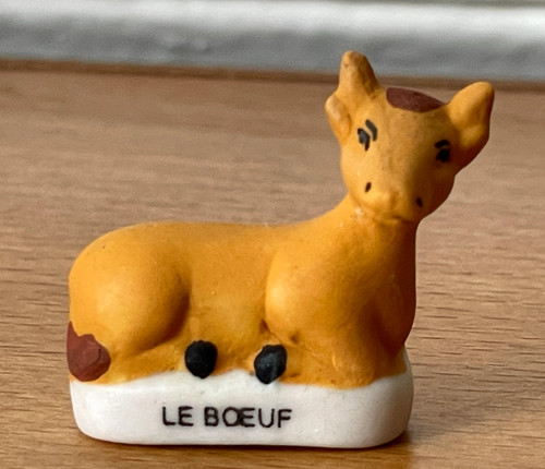 Adorable fève mat - mat, boeuf