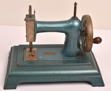 Jouet Ancien Machine à Coudre en Fonte  Vintage  -BABY