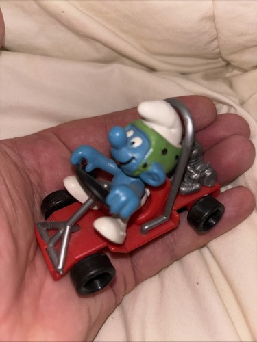 Schtroumpfs voiture course - voiture,