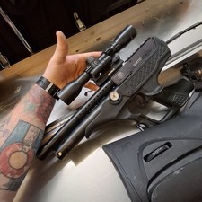 HATSAN SORTIE .25CALCALIBER With TRUGLO SCOPE AND TACTICAL FLASHLIGHT,+ Magazine