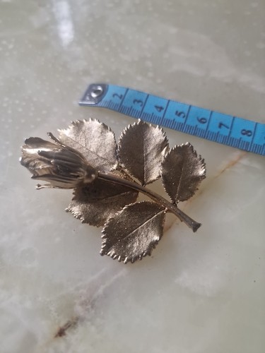 Broche rose dorée - rose,