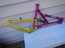 20" Rocky Mountain Pipeline Vintage Mountain Bike Frame Full Suspension Purple