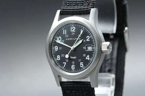 Presque comme neuve montre - neuve],