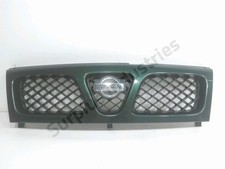 CALANDRE NISSAN TERRANO 2