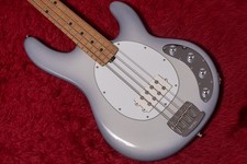 MUSIC MAN StingRay Special WT Snowy Night 2022 4.085kg #F95747 GIB Yokohama