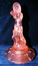 Statuette, récipient