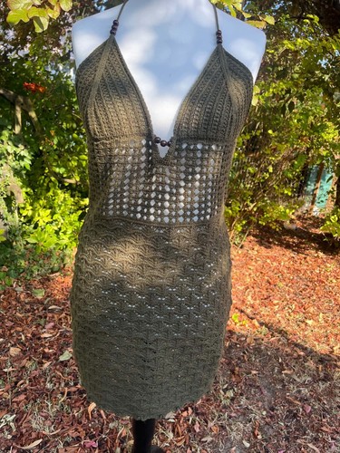 Fait main robe moulante femme - main,