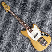 Fender Maika Mustang Signature
