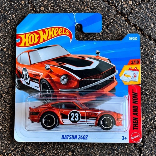 Hot wheels datsun 240z - wheels, then
