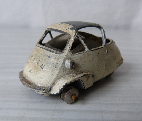 Véhicule miniature quiralu - #véhicule,