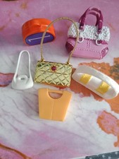 Accessoires Poupée Barbie. 6