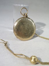 ANCIENNE JOLIE MONTRE GOUSSET