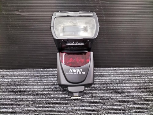 Nikon sb700 speedlight flash - sb700,