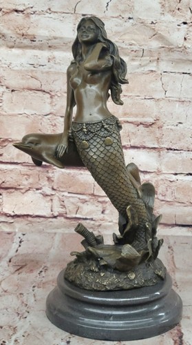 Sculpture bureau sirène - de,