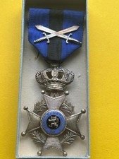 #7242# Knight Order of Leopold Medal / Ribbon with Swords.