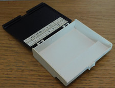 BOITE CASIER à PIED de MACHINE à COUDRE singer HUSQVARNA bernina ELNA surjeteuse