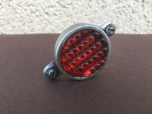 Ancien petit catadioptre rond
