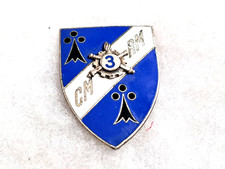 Un insigne militaire " 3°