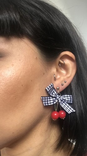 Boucles oreilles deux 2 - d'oreilles,