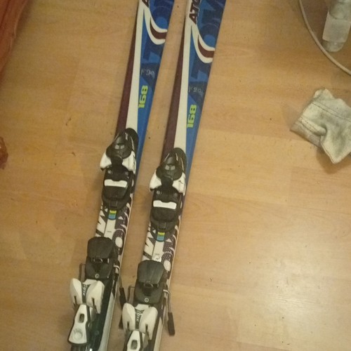 Atomic skis alpins - piste, 168