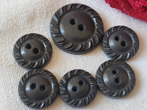 Lot boutons anciens bois - lot,