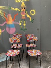 LOT DE 4 CHAISES DE CUISINE EN