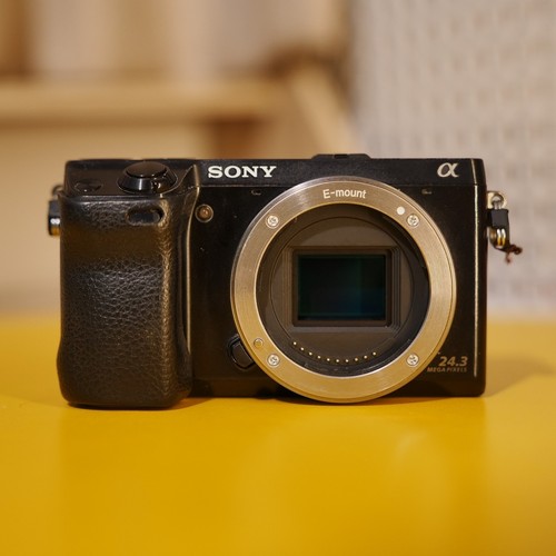 Sony alpha nex mirrorless - alpha, nex-7