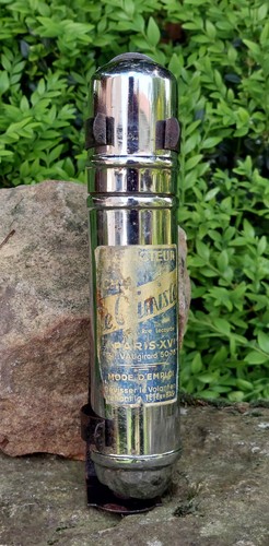 Ancien extincteur incendie - à,