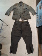 Très Ancienne Tenue De Chasse