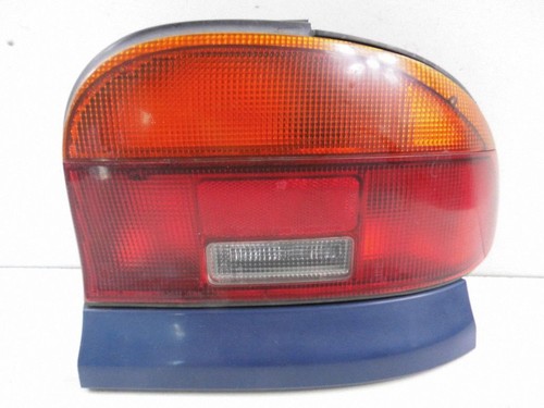 Mazda 121 1993 feux - 121,