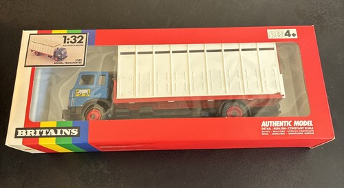 Britains 1980 vintage farm - vintage,