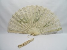 ANCIEN EVENTAIL EN DENTELLE