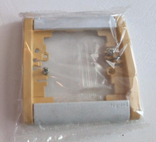 Plaque Legrand Sagane Miel