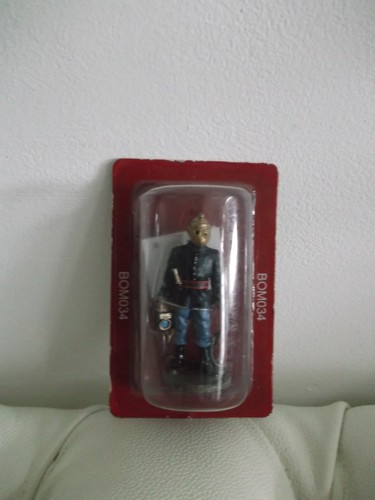 Figurine 100 neuve - 100%, (bom034)