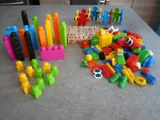  LOT BRIQUES + CLIPOS + CUBES