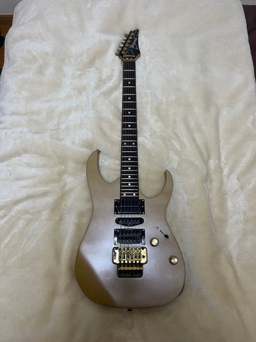Guitare électrique ibanez - guitare,