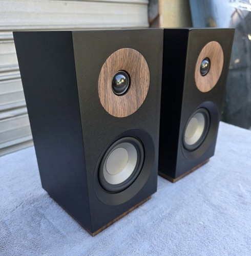 Jamo 801 bookshelf speakers - jamo,