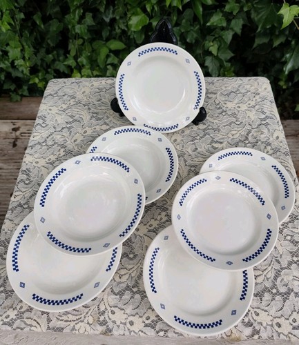 Lot assiettes lustucru - 7,