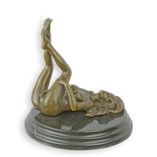 ÉROTIQUE STATUE MODERNE