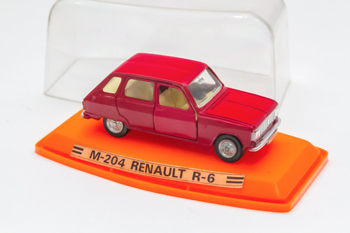 Pilen renault 204 dinky - r6,