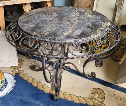 Table ronde fer - en, et