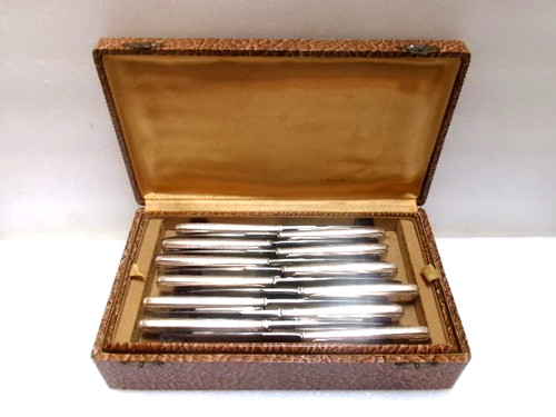 Coffret couteaux de - 12,