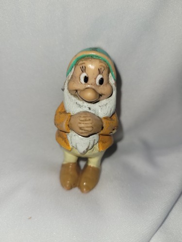 Disney snow white shy dwarf - disney,