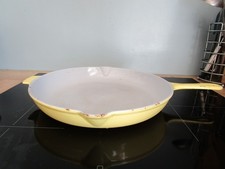 Grande poêle  en fonte